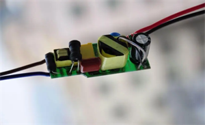 LED驅動和OLED驅動的區別！